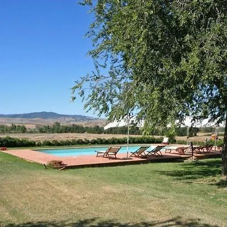 Sleeps 4 * Monticchiello